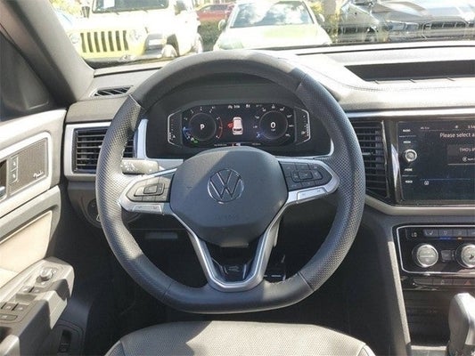 2023 Volkswagen Atlas Cross Sport SEL Premium R-Line in Cornelius, NC - Lake Norman Hyundai