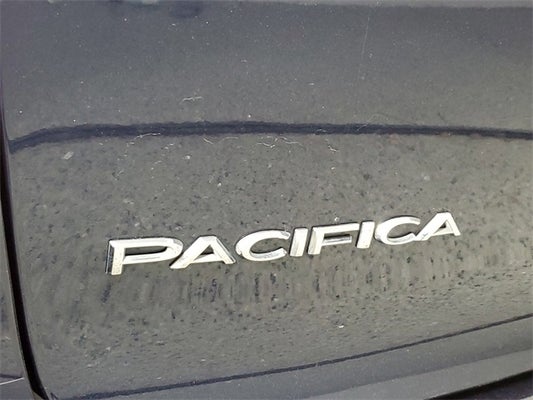 2022 Chrysler Pacifica Hybrid Touring L in Cornelius, NC - Lake Norman Hyundai