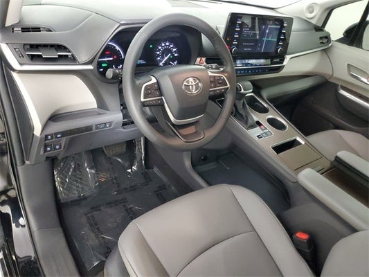 2022 Toyota Sienna XLE 8 Passenger in Cornelius, NC - Lake Norman Hyundai